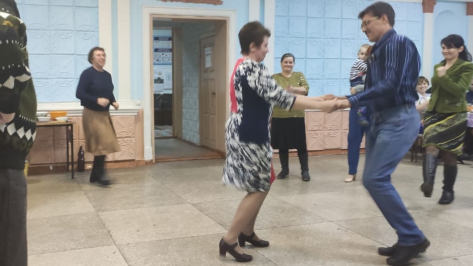 «Все начинается с семьи»