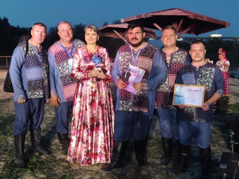 Народный ансамбль 