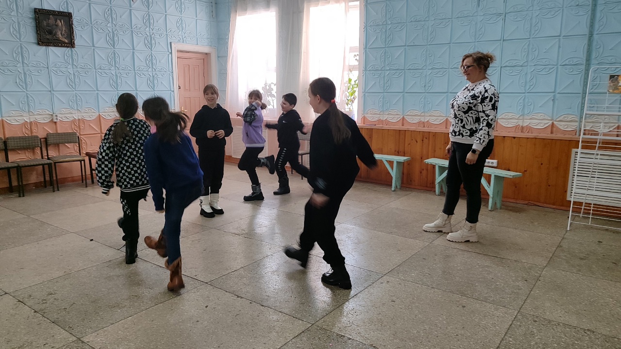 «С детства дружбой дорожи»