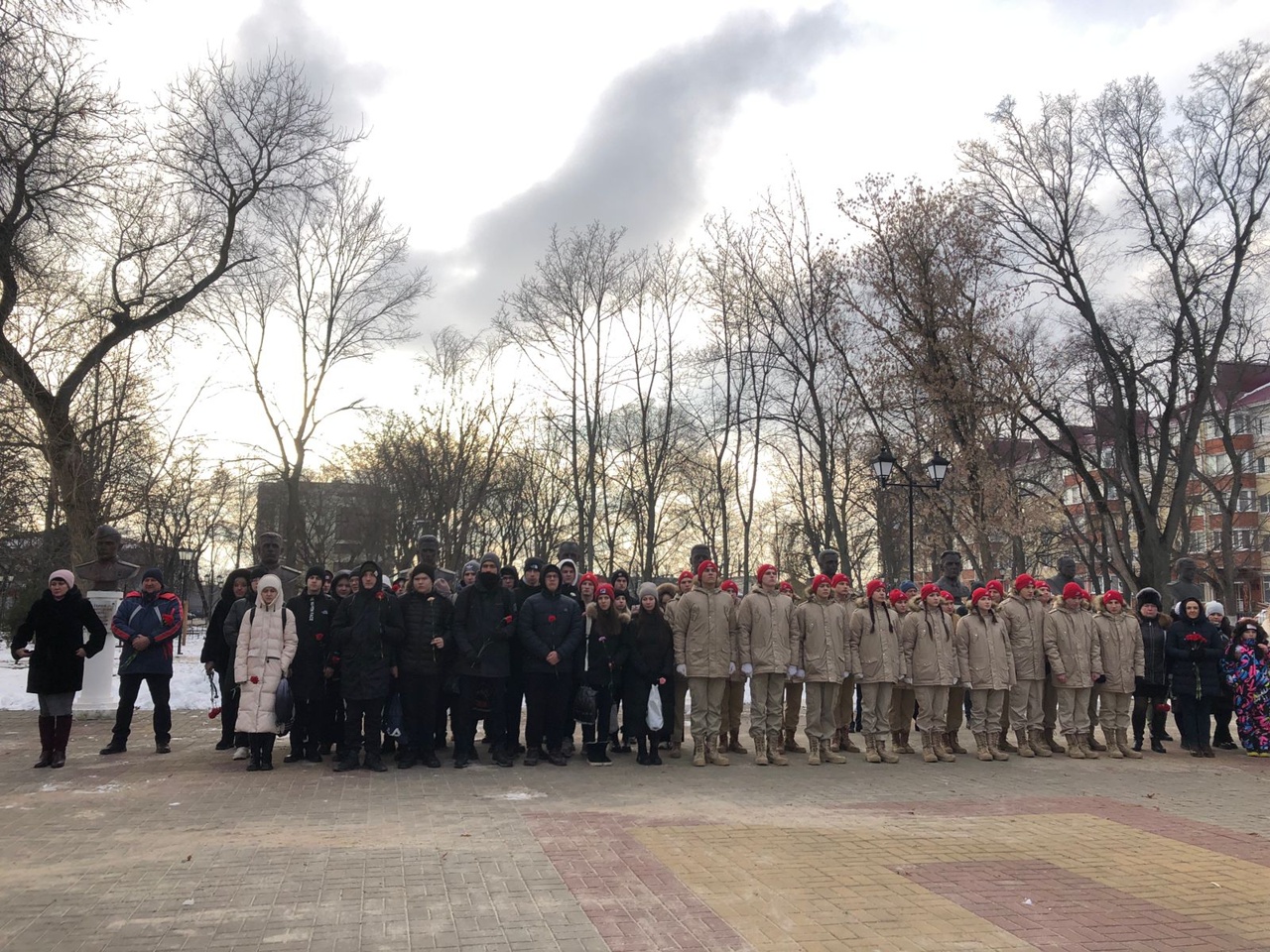 Митинг ко дню Героев Отечества