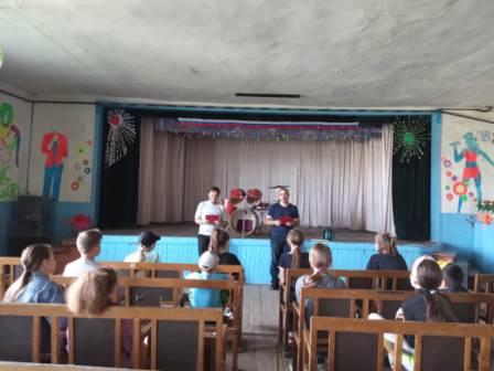«Ступени, ведущие вниз»