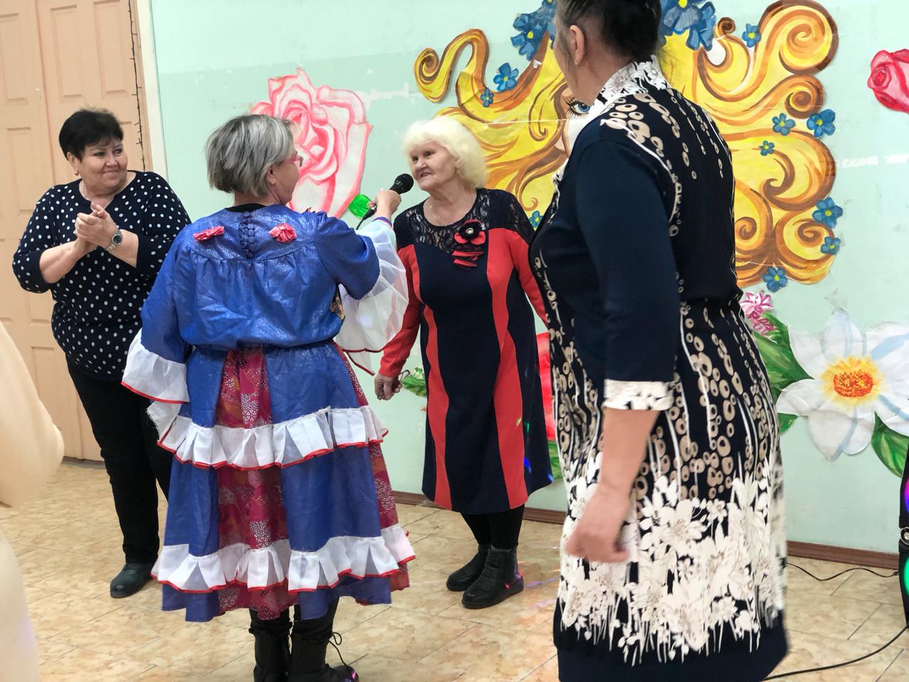 В честь прекрасных дам! 