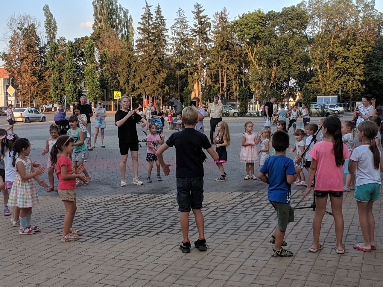  Игровая программа для детей и подростков 