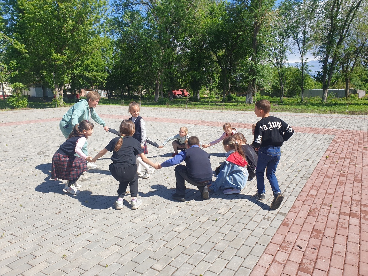 «Звонкий месяц май» 