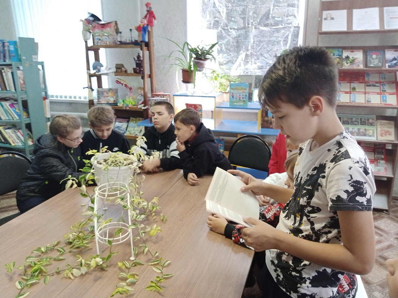                                                    Беседа «Дружим с законом»
