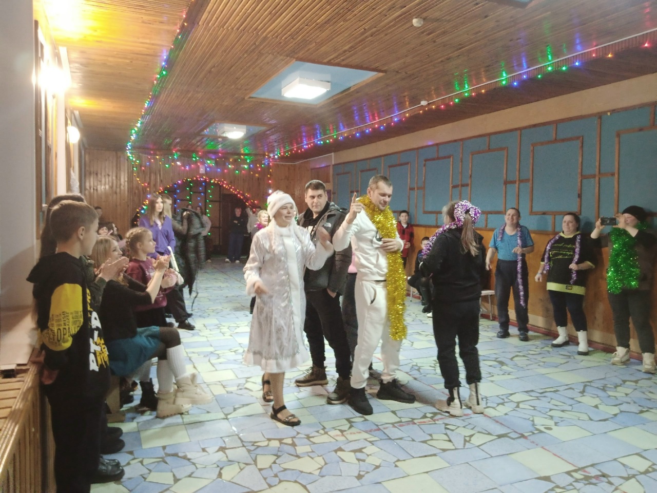 Дискотека всем селом – «Новогодняя перезагрузка»