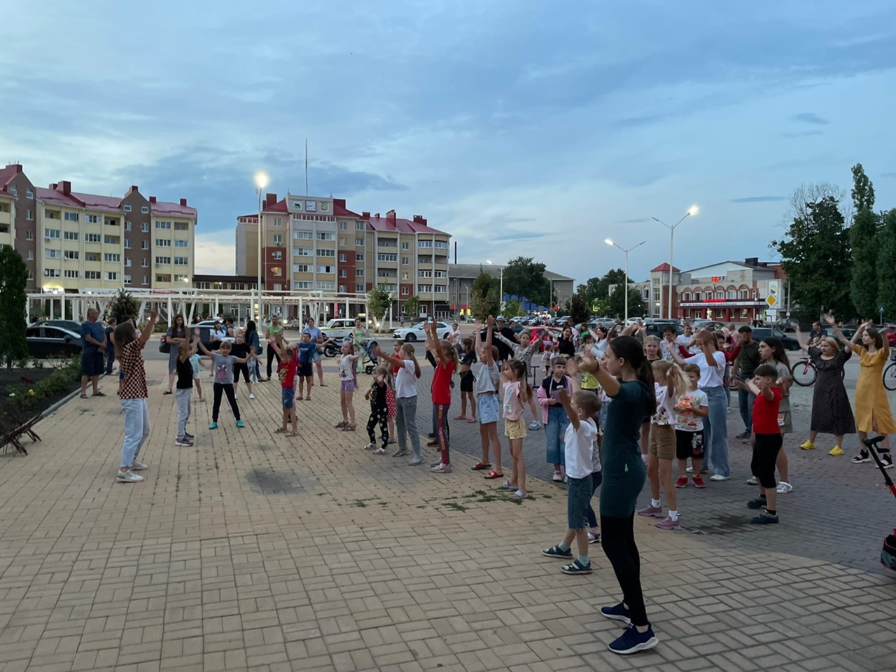 «День воздушных поцелуев»