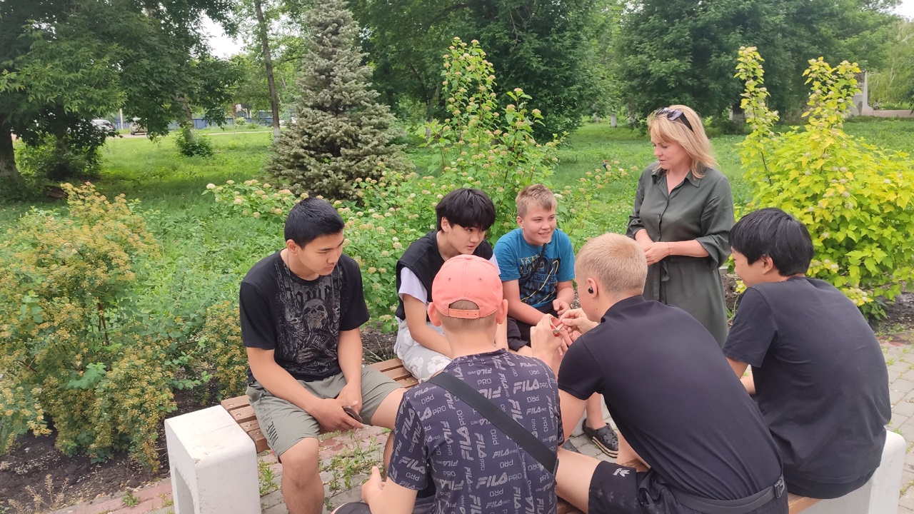 «Горькие плоды сладкой жизни» 