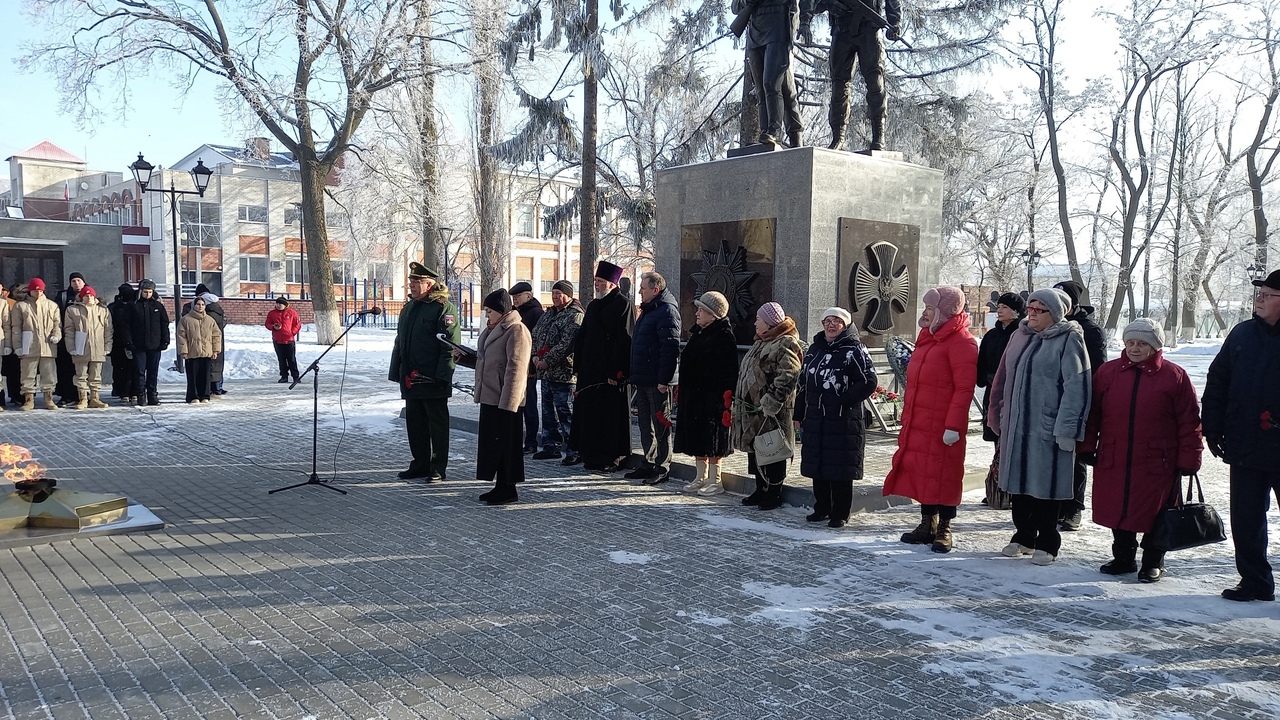 День памяти обо всех гражданах России, проявивших самоотверженность и преданность Родине при участии в боевых действиях за рубежом.