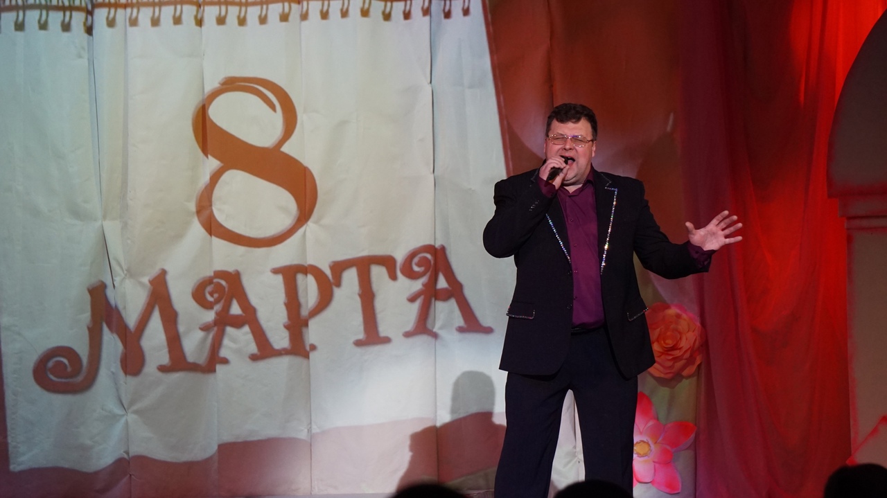 Концертная программа, посвященная Международному женскому дню «Все в ней гармония, все – диво!»
