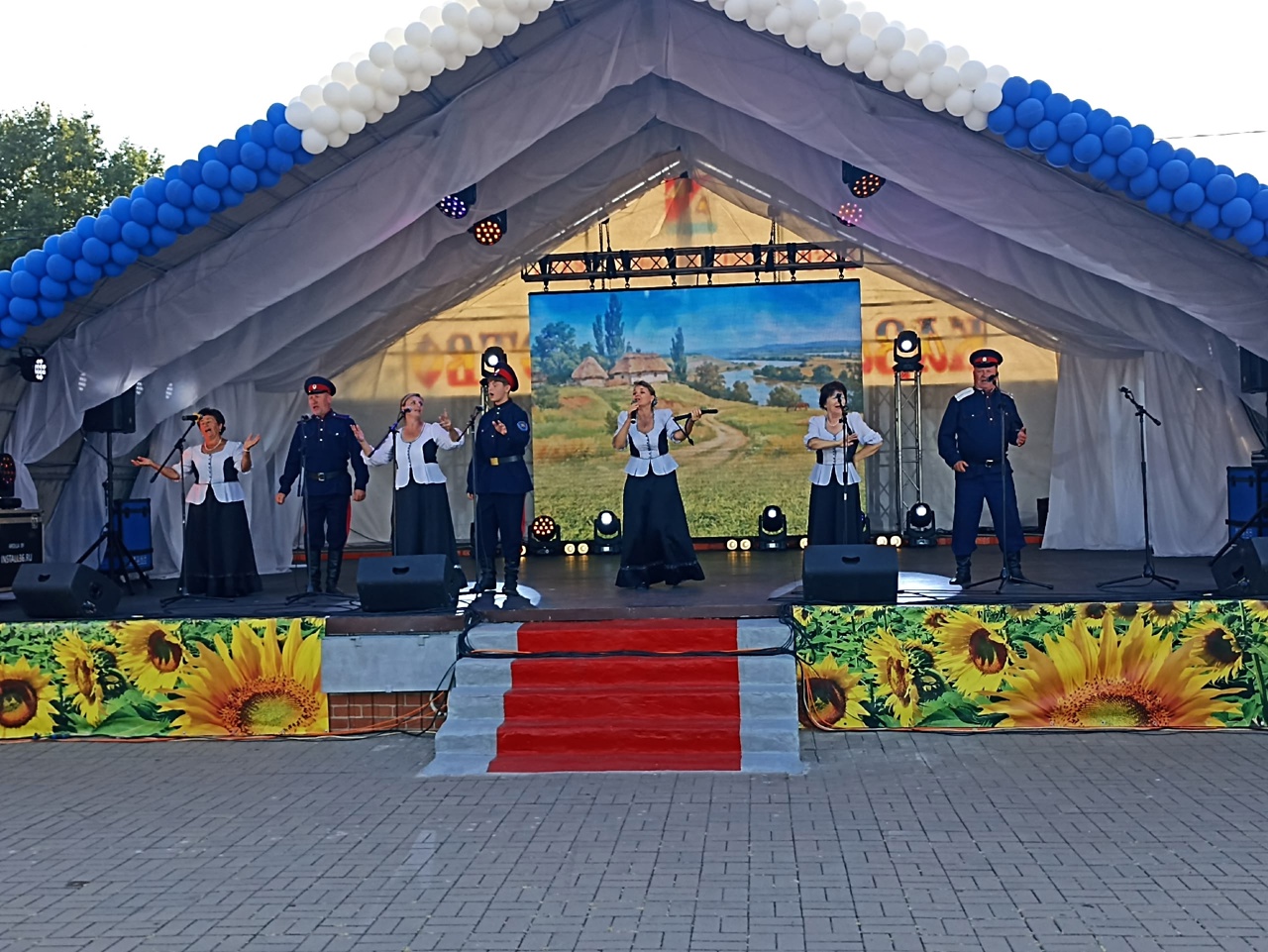 Народный вокальный ансамбль 