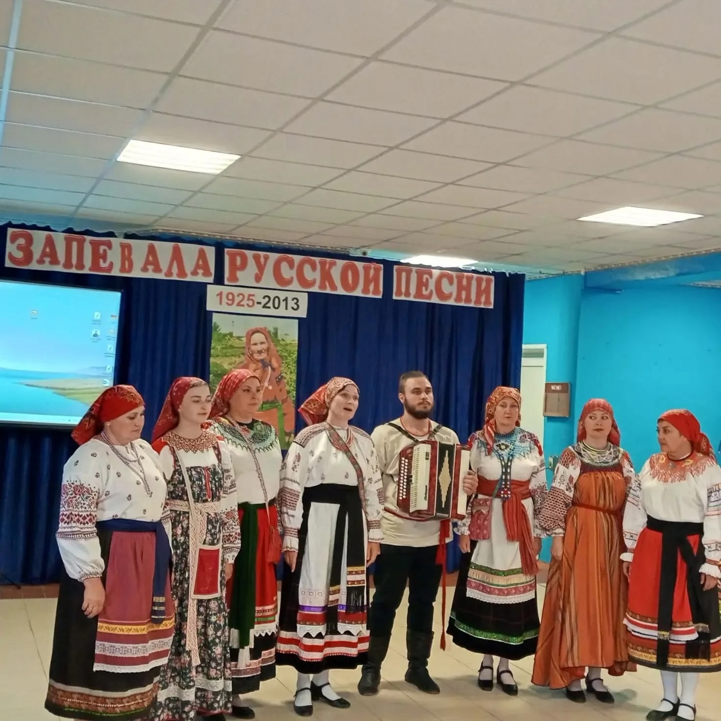 В с. Пчелиновка Бобровского района отметили 100-летие со дня рождения знаменитой песенницы Булавкиной Анны Алексеевны