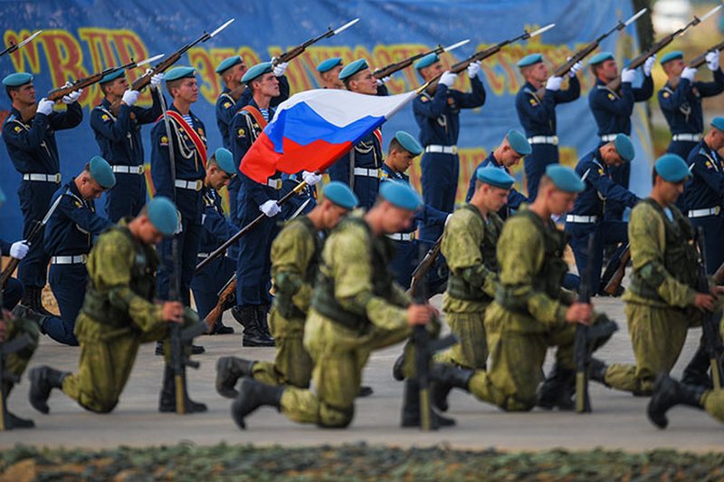  «Уходят в армию ребята!»