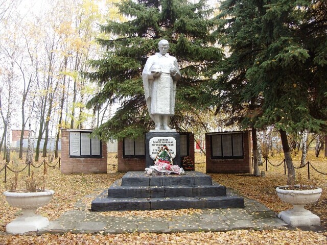Захоронение в селе Юдановка Братская могила № 389(Бобровский р-н)