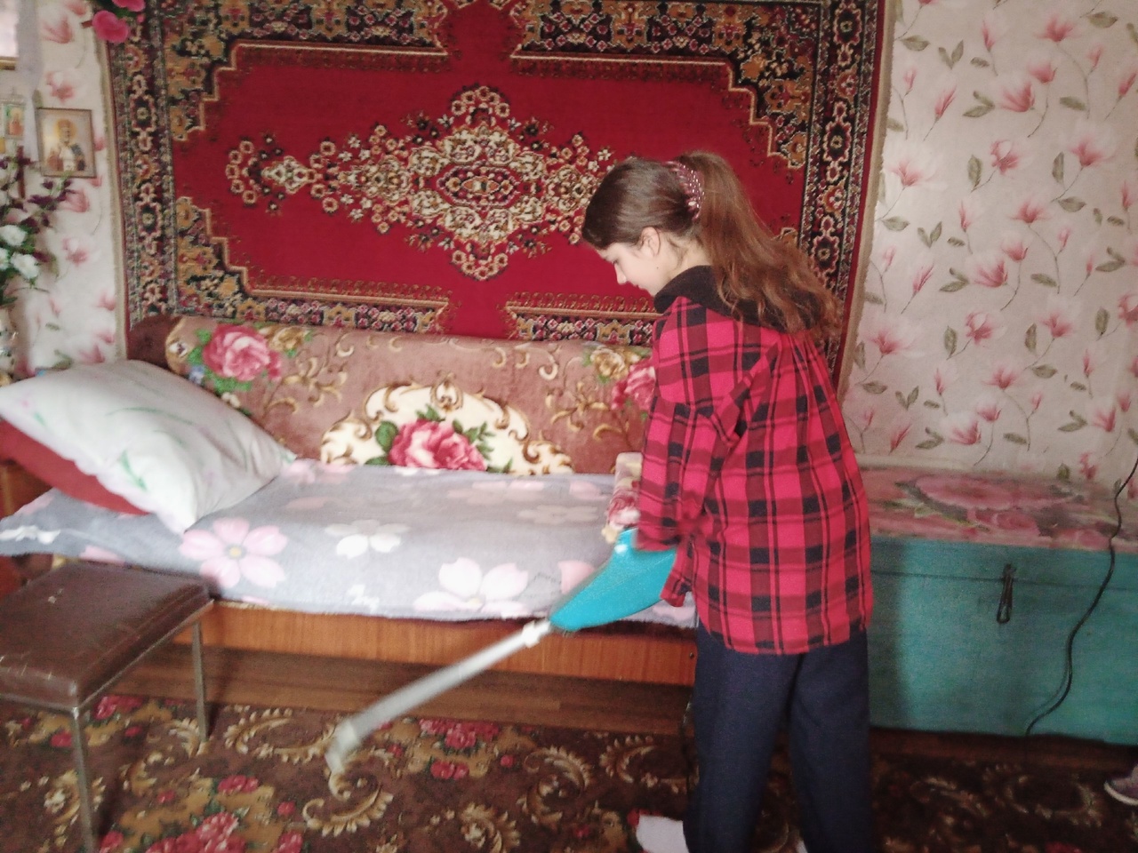 Помощь на дому «Мир цвета надежды»