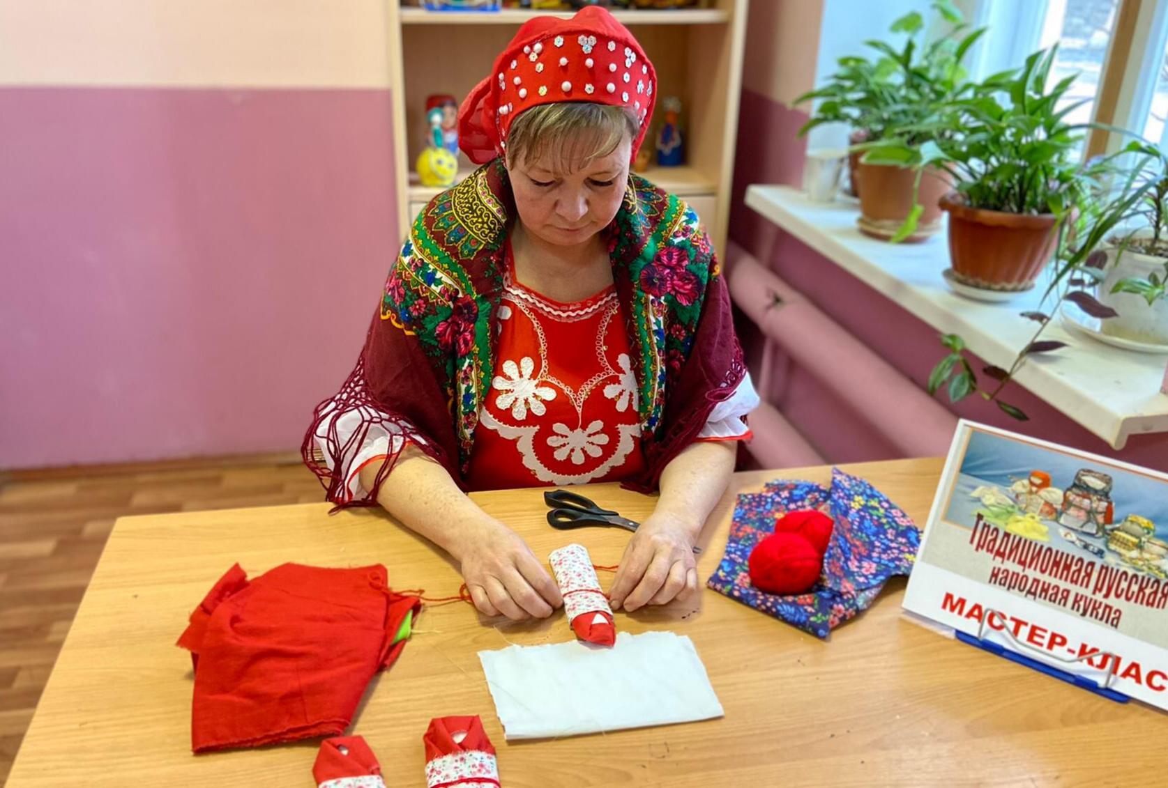Творческая мастерская «Русские ремесла»