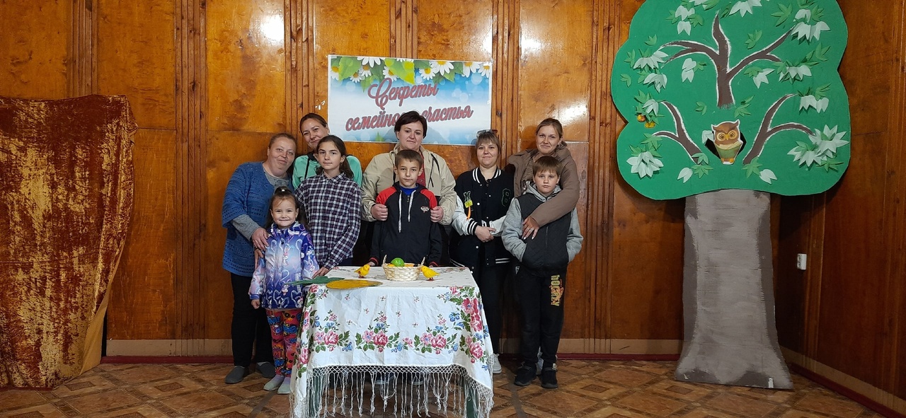 Тематическая программа – «Самые любимые, самые родные»