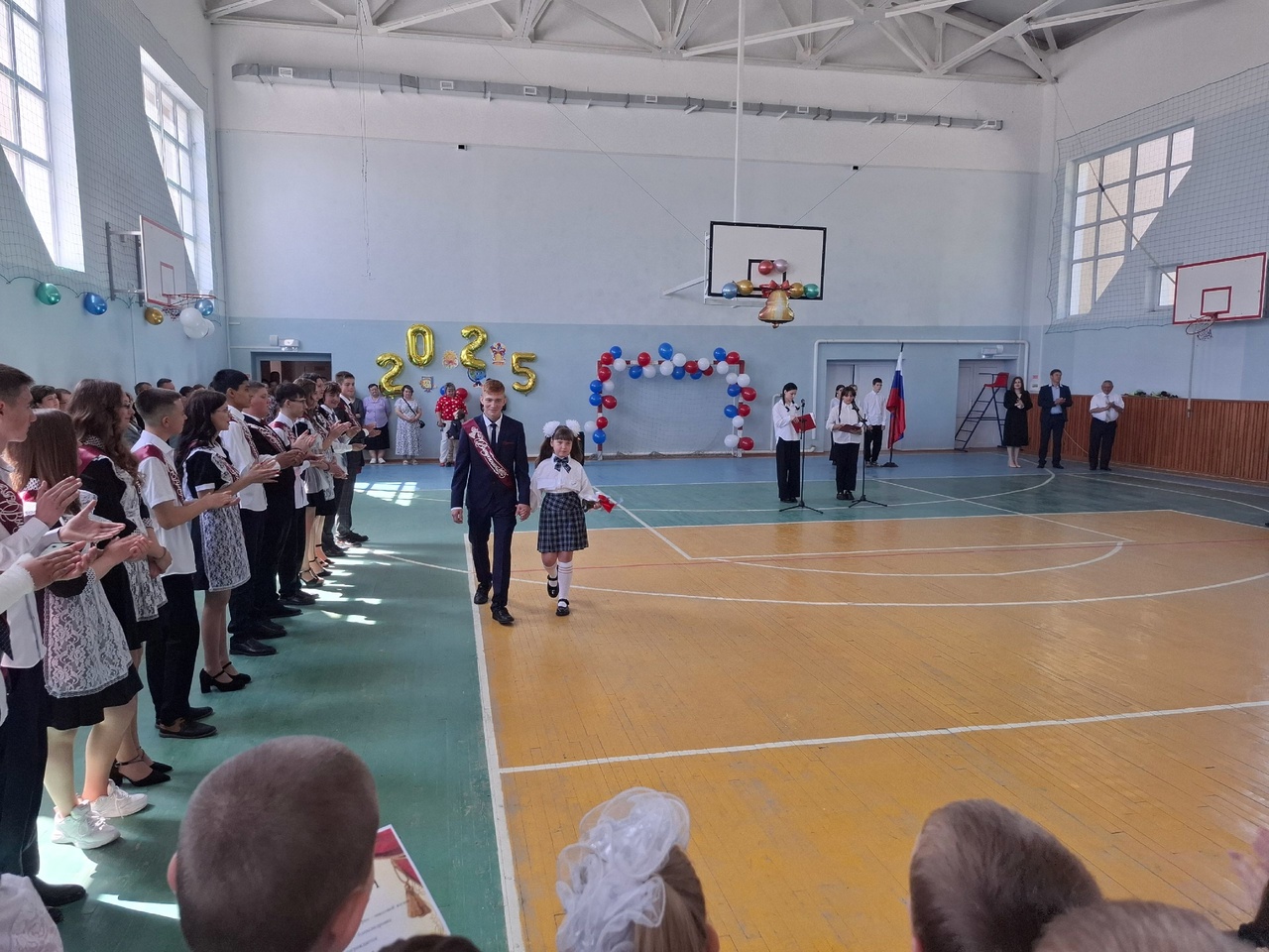 Праздничная программа «Весёлые науки»