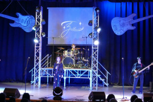 Второй открытый областной рок-фестиваль «Молодая кровь»