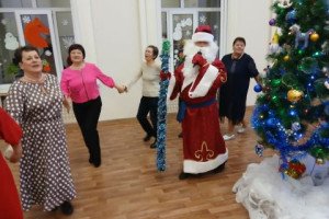 Новогодний праздник 