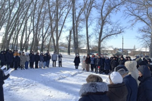 Чтим память героев