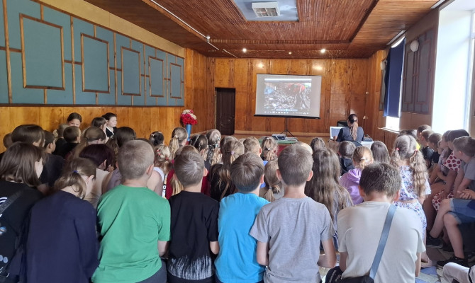 Беседа «Ждёт помощников природа» ко Дню работников леса. Беседа «Ждёт помощников природа» ко Дню работников леса.