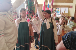  «Троица пришла, лето принесла»
