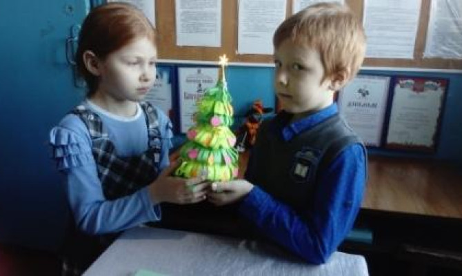 «Елочка–зеленая иголочка»