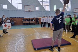 Конкурсная программа «Супер парни»