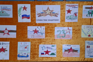 Выставка рисунков  «Слава тебе, защитник»