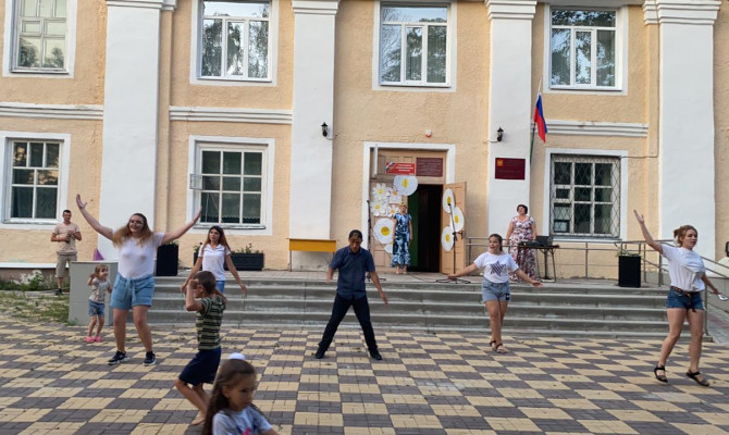 Юдановский ДК приглашает посмотреть видео концерт 