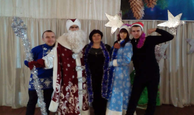 Юдановский ДК поздравляет всех с самым волшебным  праздником! Примите наш театрализованный Новогодний Поздравок! 