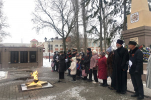 Митинг ко Дню неизвестного солдата