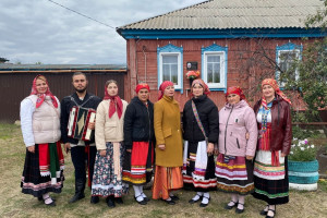 В с. Пчелиновка Бобровского района отметили 100-летие со дня рождения знаменитой песенницы Булавкиной Анны Алексеевны