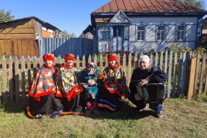 Литературно – музыкальная программа «Нас старость дома не застанет»