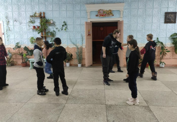  «Зимний персонаж».