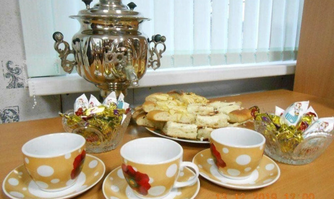 Молодежная вечеринка.« Посидим за самоваром».