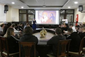 Встречали весну с жаворонками и пловом