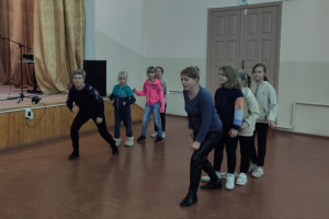 «Классные девчонки».