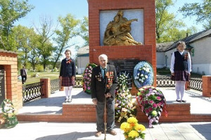 Братская могила № 49 в селе Второе Никольское.