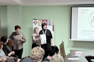 Сегодня, 4 декабря, на площадке Кантемировского районного Дома культуры прошли заключительные мероприятия областного смотра-конкурса уголков и комнат крестьянского быта «Живая память». 