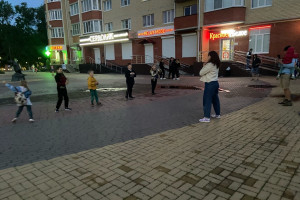 Молодежная развлекательная программа «День воздушных поцелуев»