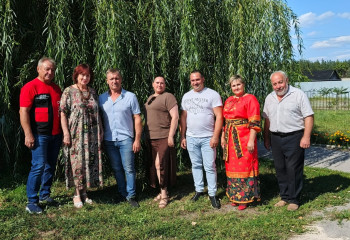 Выездная Концертная бригада РДК продолжает выезды в малонаселённые пункты с концертами