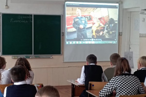 Видео-лекторий «Вместе весело шагать»